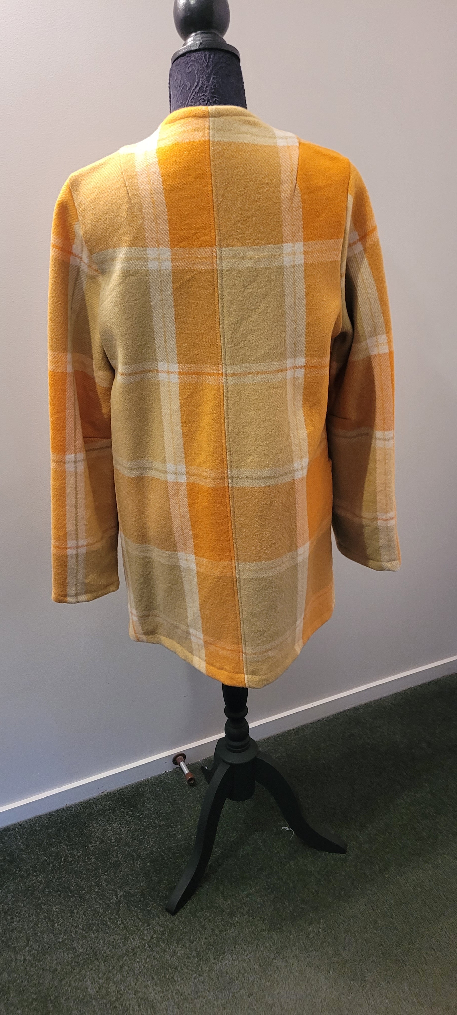 Ladies Woolen Coat