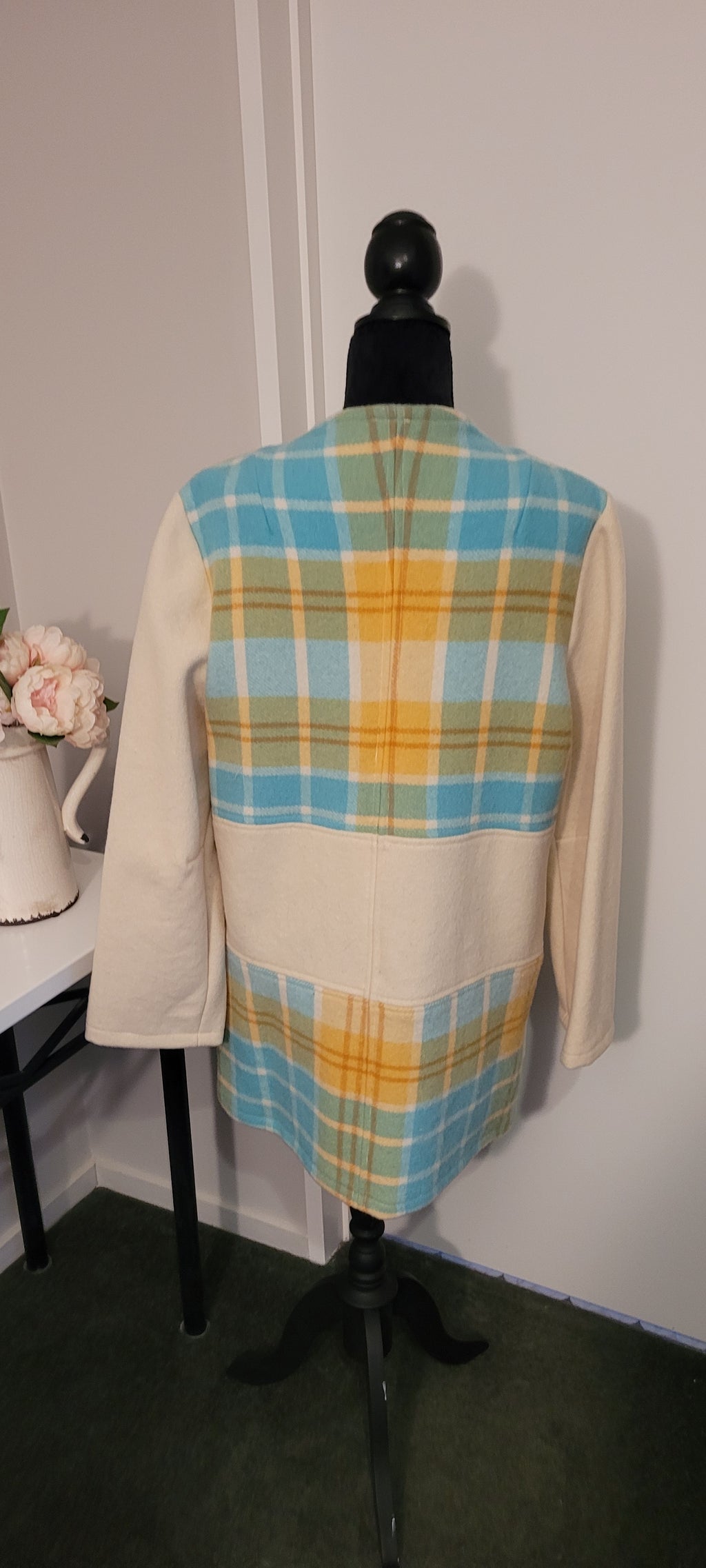 Ladies Woolen Coat